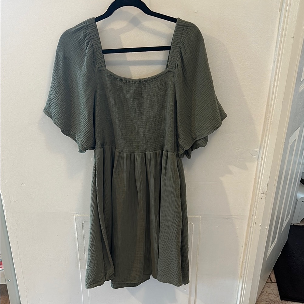Green Flutter Sleeve Dress